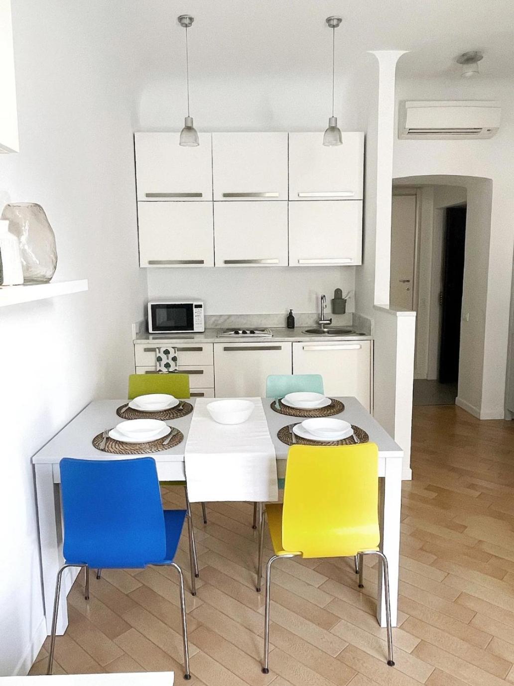 Apartamento Ampio E Accogliente Bilocale - Fara 1, Porta Nuova Milán Exterior foto
